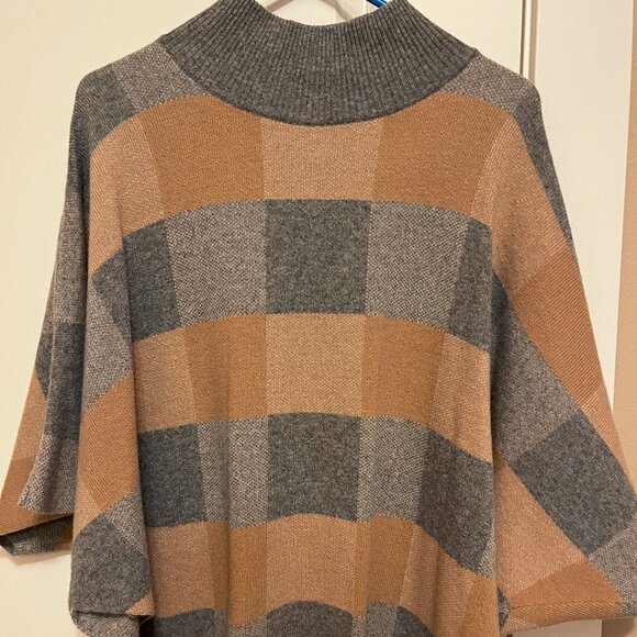 Notes d Anita Sweaters - Italian Made  Tan & Gray  Merino Wool Poncho Sweater Women's Small